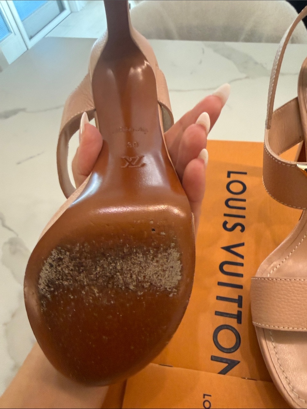 Louis Vuitton Beige Leather V-strap Platform Sandals with Gold V Accent - Picture 4 of 8